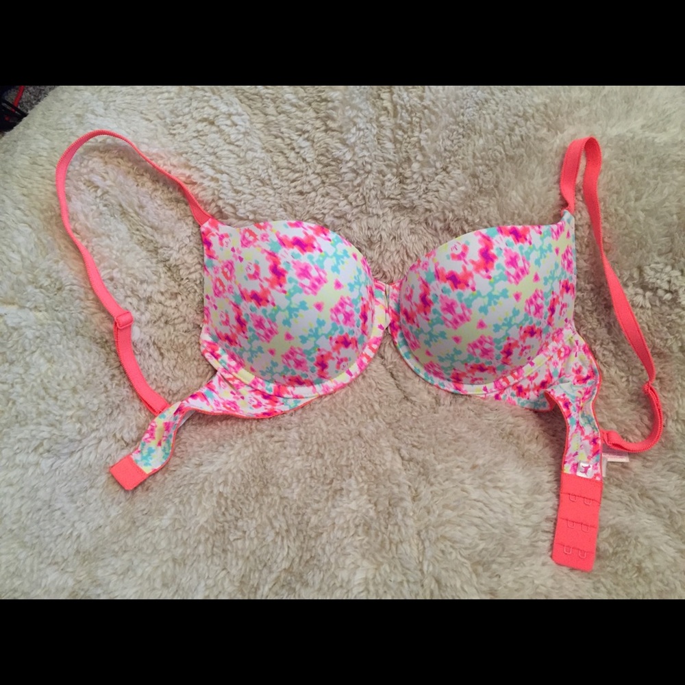 Victoria’s Secret bra